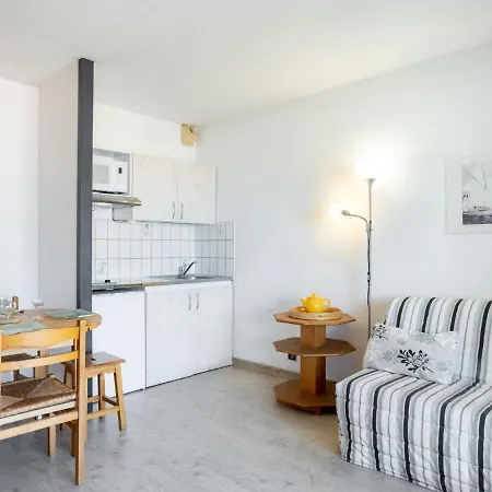 Josephine-2 By Interhome Apartmán *